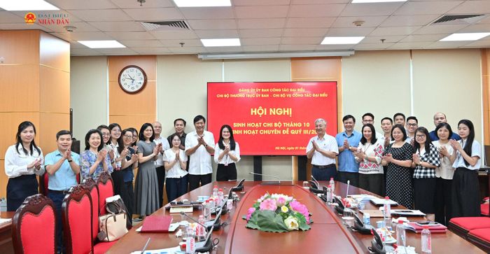 Các đại biểu tham dự hội nghị