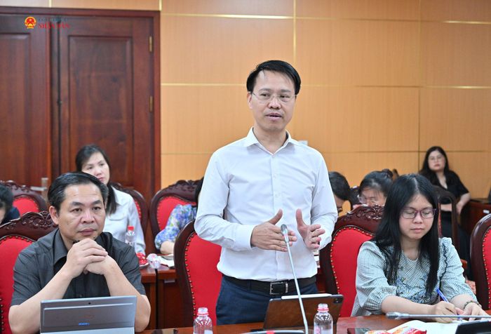 Phó trưởng Ban Tổ chức Đảng ủy Quốc hội Bùi Danh Tuyên phát biểu