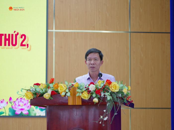 Lãnh đạo phường Nam Nha Trang trả lời các ý kiến, kiến nghị của cử tri