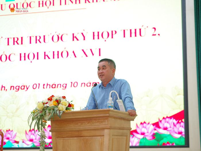 Lãnh đạo xã Diên Khánh trả lời các ý kiến, kiến nghị của cử tri