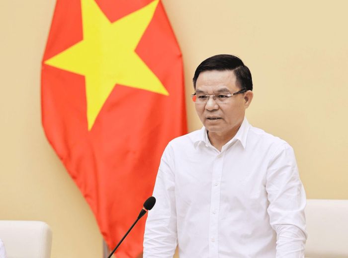 Bộ trưởng Công Thương Lê Mạnh Hùng chỉ đạo tại hội nghị. Nguồn: Bộ Công Thương