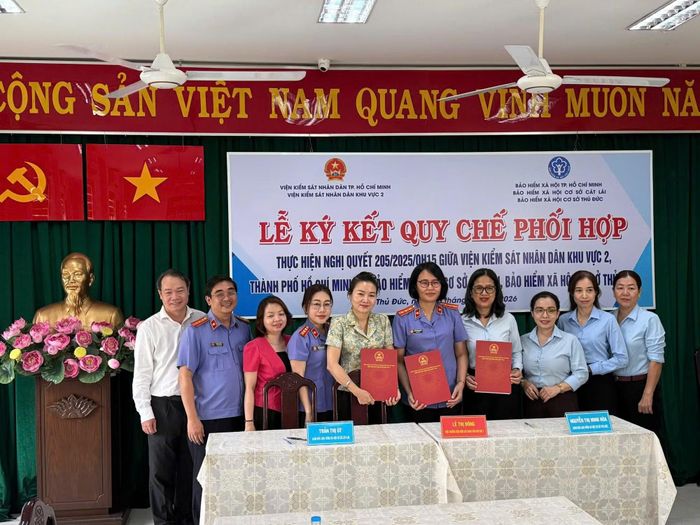 BHXH TP Hồ Chí Minh tăng cường phối hợp các Viện KSND khu vực trên địa bàn thành phố chế tài, khắc phục tình trạng chậm đóng BHXH.