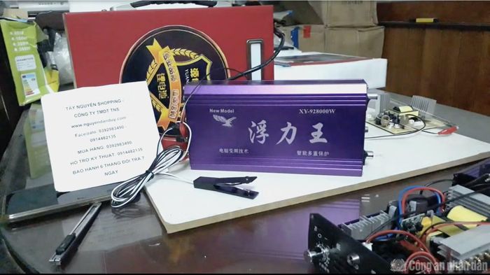  Bộ kích điện New Model XY-928.000W được giới thiệu phục vụ việc kích điện đánh bắt cá. Ảnh chụp màn hình 