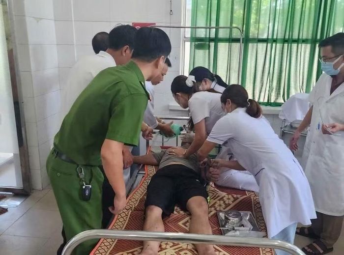 Nhờ được cấp cứu kịp thời, ông N. V. D đã được cứu sống.