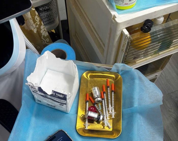 Các sản phẩm phục vụ làm đẹp không có hóa đơn, chứng từ, không rõ nguồn gốc, xuất xứ.