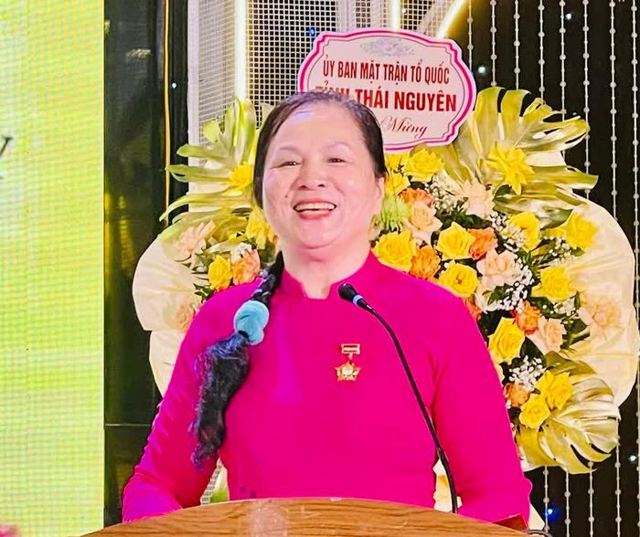 Bà Đỗ Thị Thìn, Ủy viên Ban Thường vụ Trung ương Hội Khuyến học Việt Nam, Chủ tịch Hội Khuyến học tỉnh Thái Nguyên phát biểu tại chương trình.