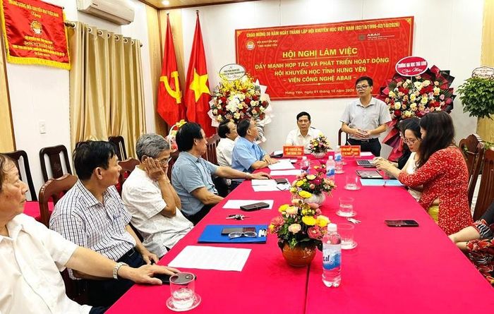 Hội Khuyến học tỉnh Hưng Yên phối hợp với Viện Công nghệ Blockchain và Trí tuệ nhân tạo ABAII thống nhất chuẩn hóa chương trình đào tạo kỹ năng số và AI.