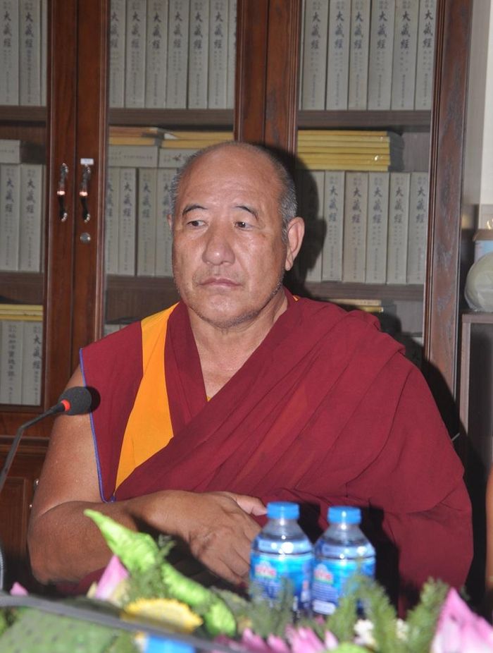 Ngài Rinpoche Tenzin Yeshe Gyaltsen