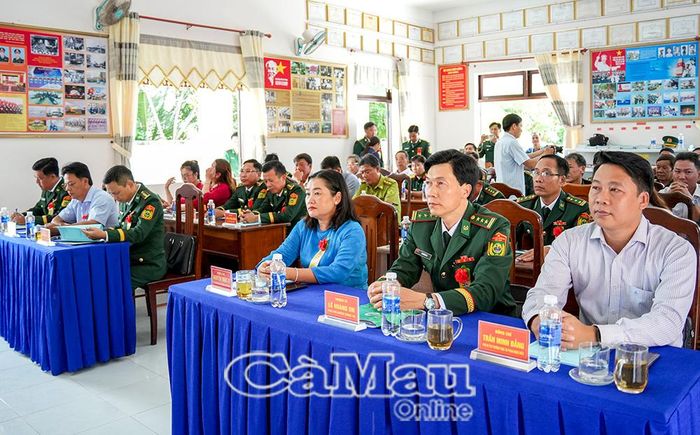 Đại biểu tham dự Lễ kỷ niệm 50 năm Ngày truyền thống Đồn Biên phòng Rạch Gốc.