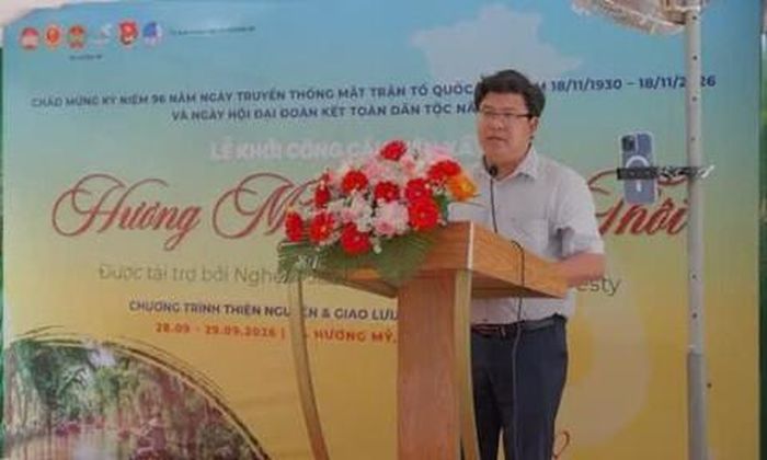 Ông Nguyễn Minh Thùy, Phó chủ tịch UBND xã Hương Mỹ phát biểu