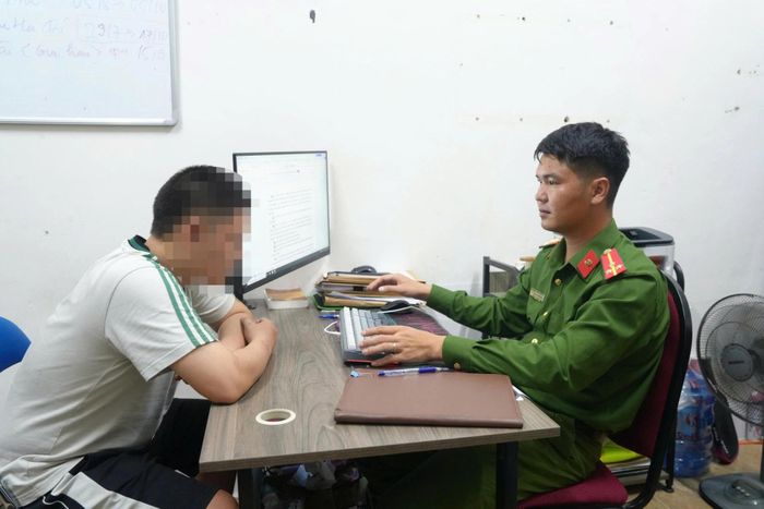 Lấy lời khai các đối tượng