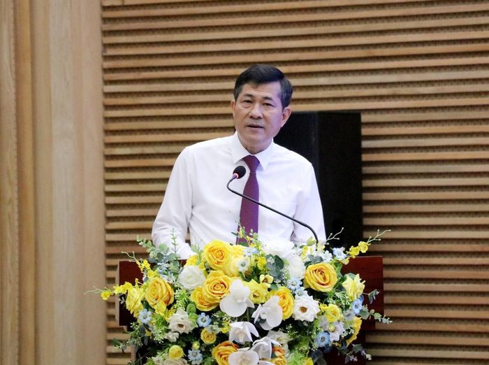 Phó Chủ tịch UBND tỉnh Nghệ An Thái Văn Thành phát biểu tại lễ ra mắt. (Ảnh: NAG)