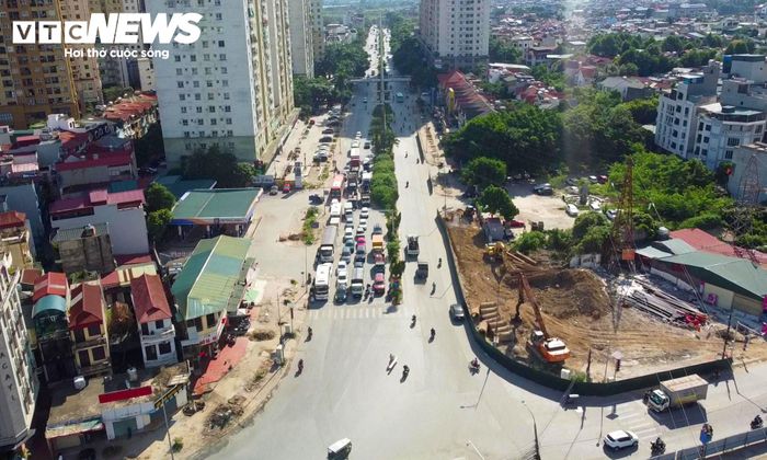 Khu vực giao cắt giữa đường Phạm Tu và đường 70 từ lâu chịu áp lực lớn về giao thông. Lưu lượng phương tiện cao trong khi nút giao chưa được hoàn thiện khiến các dòng xe thường xuyên xung đột, nhất là vào những thời điểm lưu lượng tăng cao.