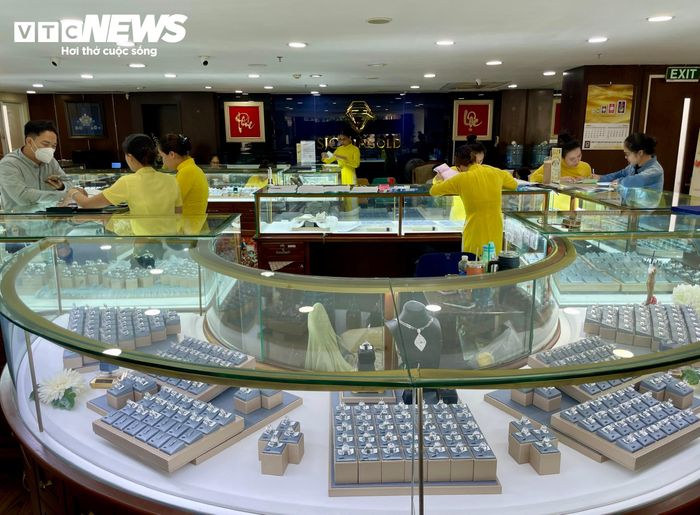 Năm 2026, cơ quan chủ quản giao SJC thực hiện doanh thu khoảng 15.440 tỷ đồng. (Ảnh: H.Linh)