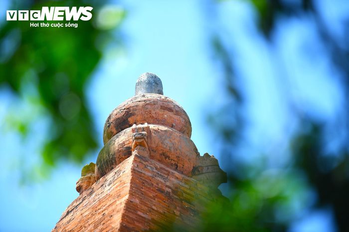 Trải qua thăng trầm lịch sử, di tích này ngày càng được quan tâm đầu tư, bảo tồn bài bản, phát huy rõ nét vai trò là trung tâm tín ngưỡng thờ Mẫu tiêu biểu không chỉ của Khánh Hòa mà còn của cả khu vực Nam Trung Bộ.