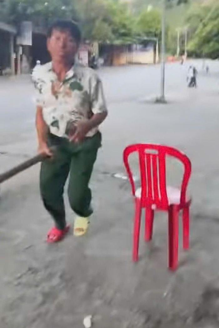 Vụ va chạm đang được Công an phường Tây Hoa Lư xác minh, làm rõ.