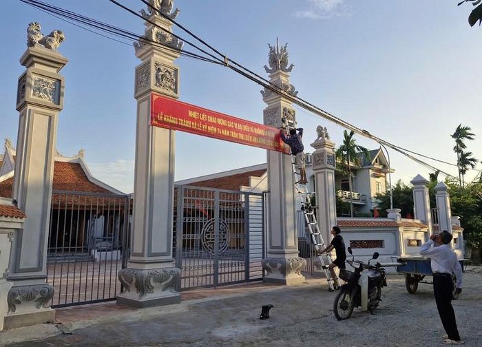Xã Phú Xuyên tập trung chuẩn bị tốt mọi điều kiện cho Lễ kỷ niệm 74 năm trận chiến Trại Diền anh dũng. Ảnh: PV