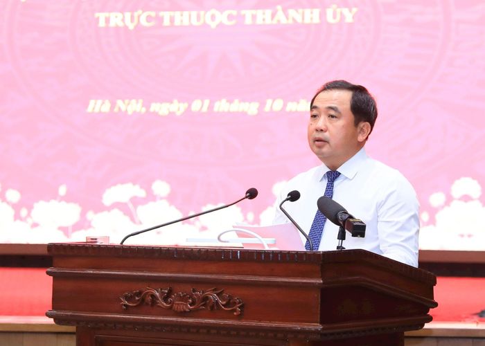 Bí thư Thành ủy Hà Nội Trần Đức Thắng phát biểu chỉ đạo tại hội nghị. Ảnh: Quang Thái