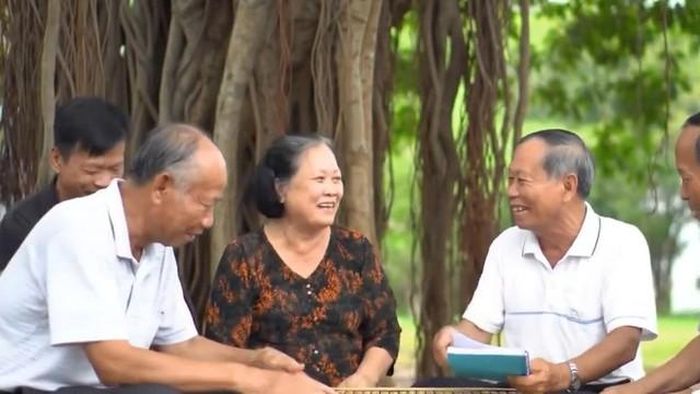 Theo thống kê, đến nay, mới có khoảng 45,5% người cao tuổi được hưởng lương hưu và các khoản trợ cấp.
