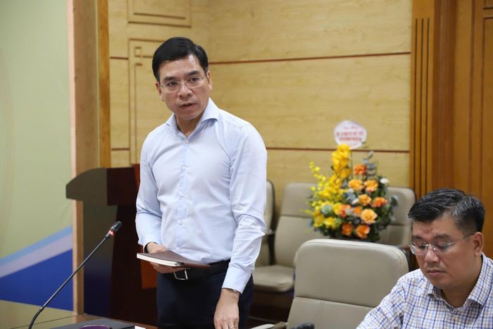 TS.BS Hà Anh Đức, Cục trưởng Cục Quản lý Khám, chữa bệnh, Phó Chủ tịch Hội đồng Y khoa Quốc gia phát biểu. Ảnh: Trần Minh