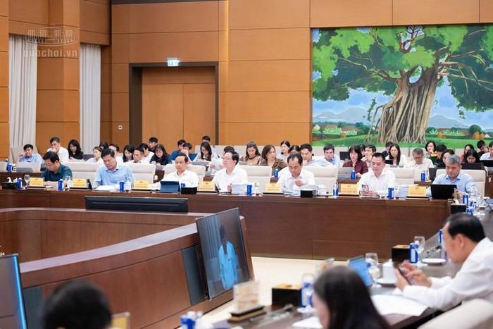 Các đại biểu tham dự Phiên họp. Ảnh: Media Quốc hội