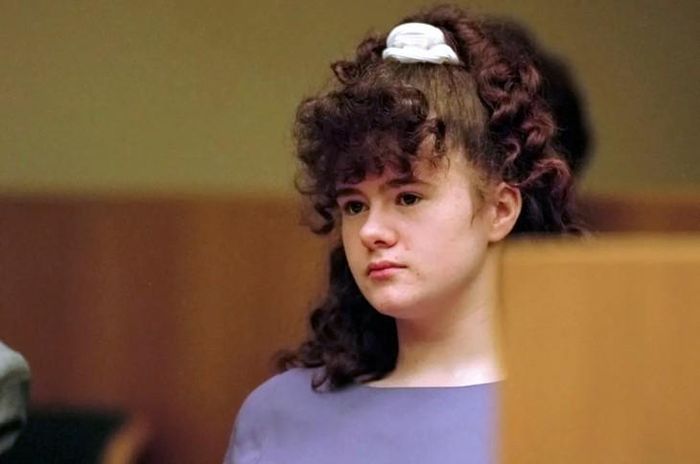 Christa Gail Pike tại một phiên xét xử ở Knoxville vào ngày 23/1/1996, 2 tháng trước thời điểm nữ phạm nhân bị kết án. Ảnh: Wpln News.