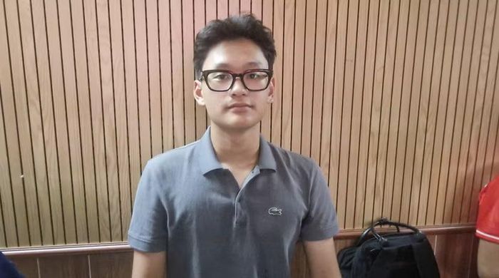 Thầy Nguyễn Quang Hưng, 23 tuổi, giáo viên thể chất trường THPT Đỗ Mười cho biết giải đấu năm nay mang ý nghĩa đặc biệt khi đội bóng lần đầu góp mặt.