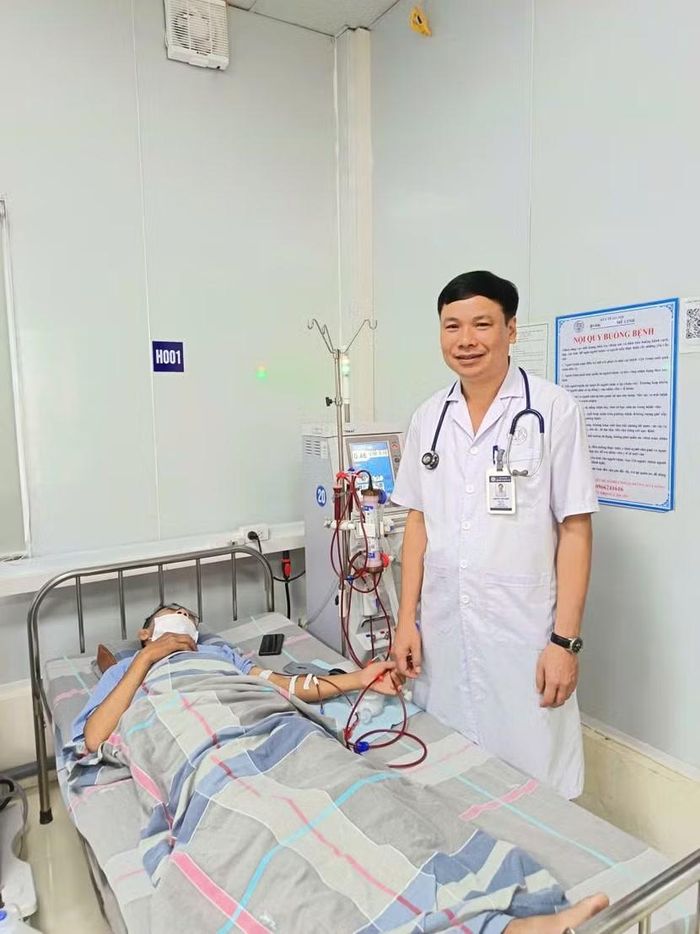 Bác sĩ Chuyên khoa I Nguyễn Văn Hạnh - Trưởng khoa Thận nhân tạo, Bệnh viện Đa khoa Mê Linh (Hà Nội)