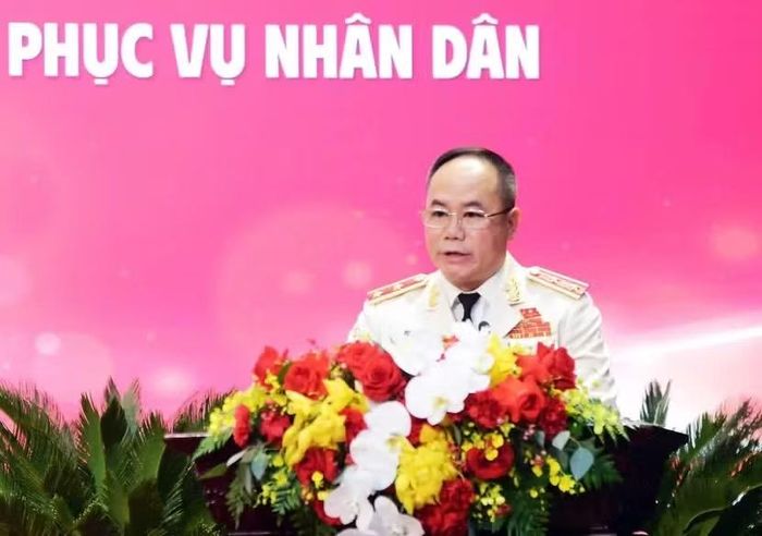 Trung tướng, Anh hùng lực lượng vũ trang nhân dân Nguyễn Thanh Tùng, Ủy viên Ban Thường vụ Thành ủy, Giám đốc Công an thành phố Hà Nội