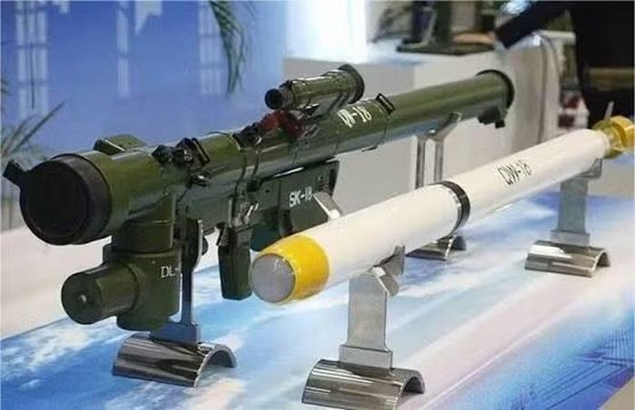 Không chỉ có vậy, việc tái biên chế các loại vũ khí cũ từ kho dự trữ là không đơn giản, khi chúng cần phải trải qua quá trình phục hồi, điều mà Quân đội Nga hiện không có đủ thời gian để thực hiện, do yêu cầu cấp tốc triển khai quy mô lớn các đơn vị phòng không.