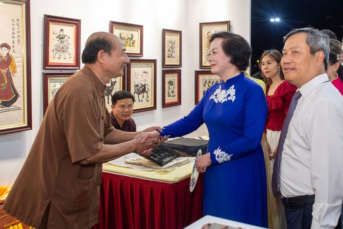 Trước giờ khai mạc, Phó Thủ tướng Chính phủ Phạm Thị Thanh Trà; Bộ trưởng Bộ Văn hóa, Thể thao và Du lịch Lâm Thị Phương Thanh; Chủ tịch UBND TP Hà Nội Vũ Đại Thắng cùng Giám đốc Trung tâm Di sản Thế giới của UNESCO ông Lazare Eloundou Assomo đã tham quan không gian văn hóa của gần 50 quốc gia và tổ chức quốc tế. Tại đây, những nét đặc trưng về nghệ thuật, trang phục, di sản và ẩm thực được giới thiệu, mở ra cơ hội để khách tham quan tìm hiểu văn hóa nhiều vùng đất ngay giữa lòng Hà Nội.