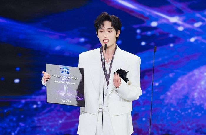  Wren Evans được gọi tên ở hạng mục Anh trai sáng tạo âm nhạc ấn tượng nhất. Ảnh: NSX. 