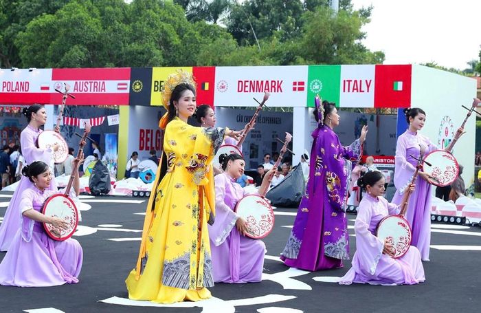 Nhà hát Cải lương Hà Nội mang đến những trích đoạn cải lương tiêu biểu
