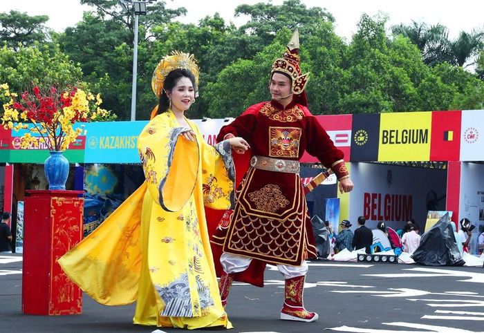 Những câu ca cải lương ngọt ngào, sâu lắng, đưa khán giả đến gần hơn với vẻ đẹp của nghệ thuật sân khấu truyền thống