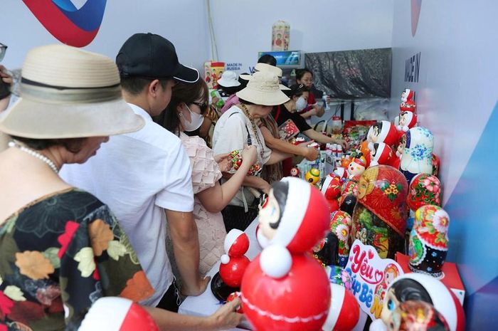 Các gian hàng thủ công mỹ nghệ
