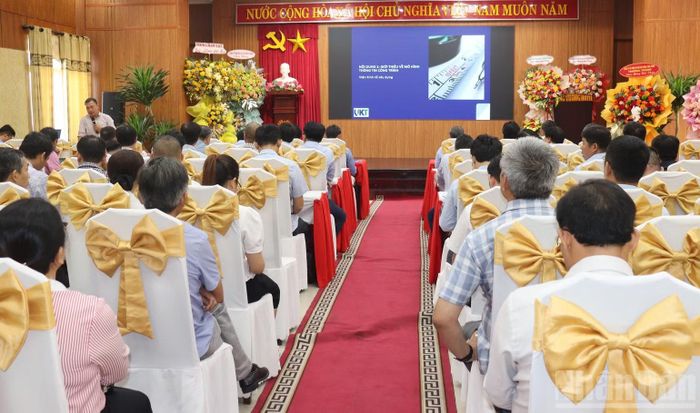 Quang cảnh hội thảo. (Ảnh: HIỂN CỪ)