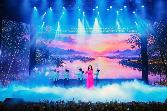 Tiết mục văn nghệ tôn vinh nông nghiệp, nông dân và nông thôn tại chương trình. (Ảnh: Trung ương Hội Nông dân Việt Nam cung cấp)