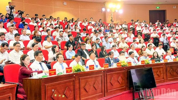 Đại biểu tham dự. (Ảnh: BÁ DŨNG)