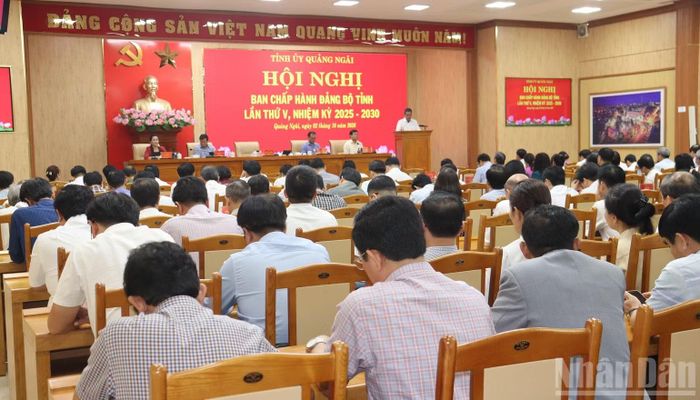 Quang cảnh hội nghị. (Ảnh: HIỂN CỪ)