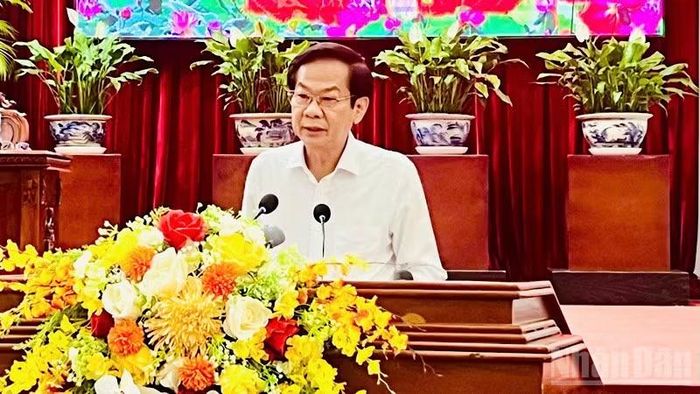 Bí thư Thành ủy Cần Thơ Đỗ Thanh Bình phát biểu ý kiến tại hội nghị. (Ảnh: THANH TÂM)