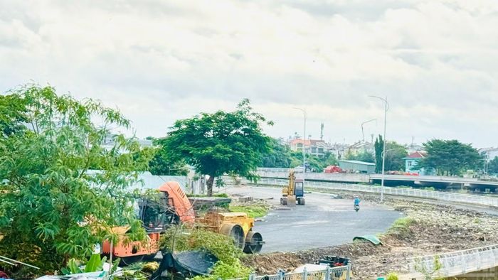 Thành phố sẽ điều chỉnh vốn phù hợp với khả năng thực hiện của các dự án, thúc đẩy giải ngân đi đôi với bảo đảm chất lượng và hiệu quả công trình. (Ảnh: VƯƠNG LÊ)