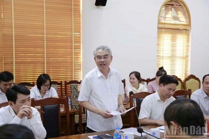 Giám đốc Sở Giáo dục và Đào tạo tỉnh Hưng Yên Phạm Đồng Thụy nhấn mạnh, chuyển đổi số trong ngành giáo dục phải hướng đến những kết quả cụ thể, giải quyết những vấn đề thực tiễn. (Ảnh Mai Tú)