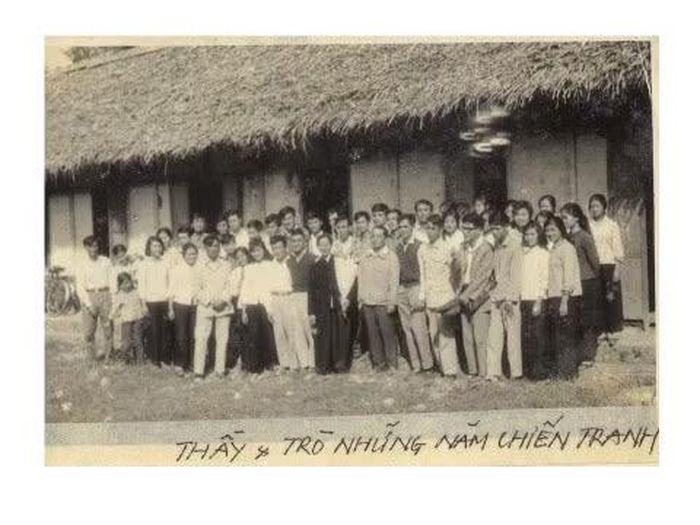 Thầy và trò những năm chiến tranh.