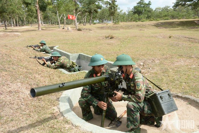 Khí thế luyện tập hăng say của khẩu đội SPG-9.