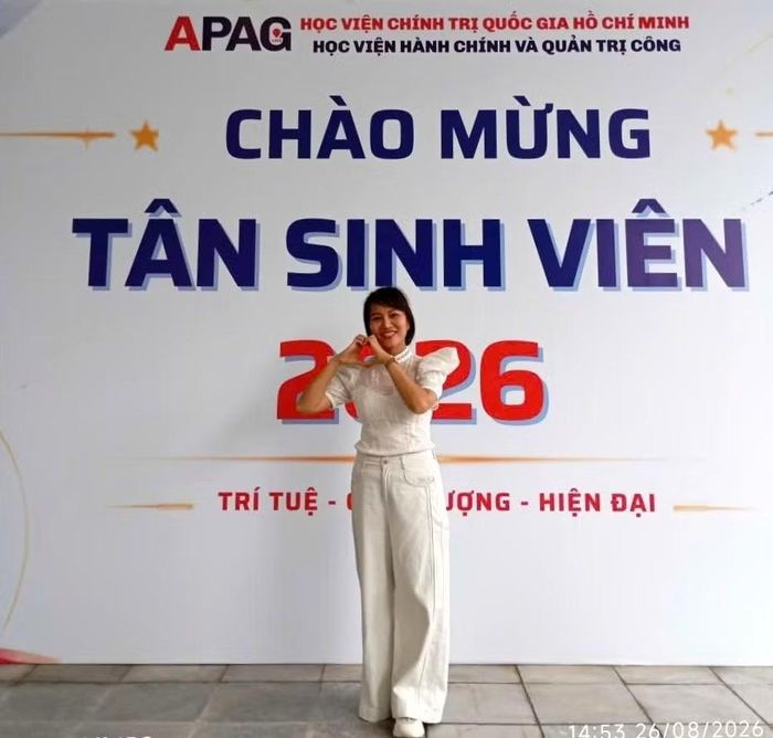  Chị Nguyễn Thị Yến, tân sinh viên ngành Kinh tế của Học viện Hành chính và Quản trị công. 
