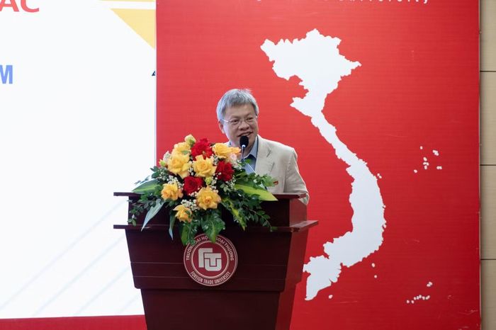 Ông Lê Quốc Vinh – Chủ tịch CSMO Việt Nam, Chủ tịch Tập đoàn Truyền thông Lê (LeBros) phát biểu tại buổi lễ.
