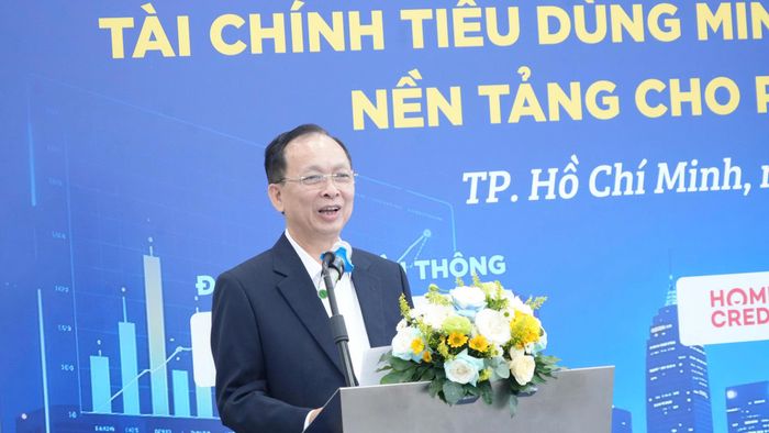 TS. Đào Minh Tú, Phó Chủ tịch kiêm Tổng Thư ký VNBA phát biểu tại hội thảo. Ảnh: NHUNG NGUYỄN