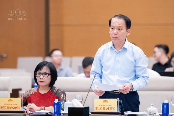  Bộ trưởng Bộ Tư pháp Hoàng Thanh Tùng. Ảnh: Quochoi.vn 