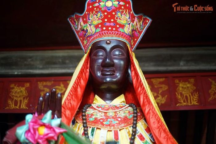 Tượng Pháp Vân ở chùa Dâu, Bắc Ninh. Ảnh: Quốc Lê.