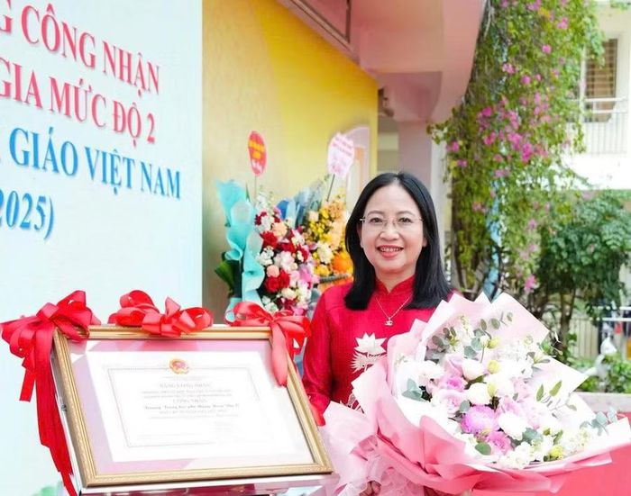 Nhà giáo Nguyễn Thị Huyền có nhiều năm kinh nghiệm giảng dạy môn Địa lí cấp THPT.